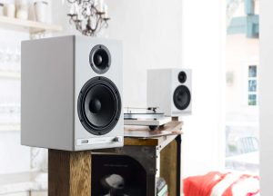 What is the Difference Between a Turntable and a Record Player?