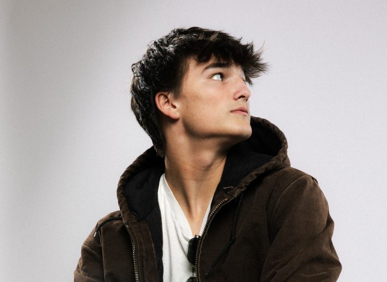 Audioengine Continues New Pick with GudGroove