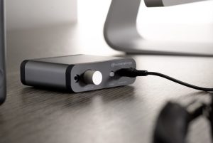Can a Headphone Amplifier Make Cheap Earbuds Sound Better? An Expert Explains